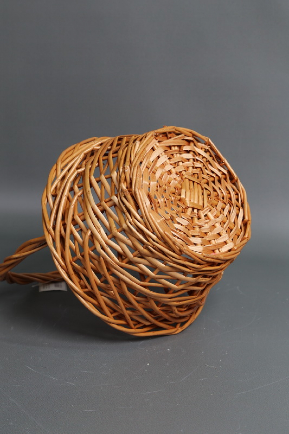 Корзина одиночная плетеная 1шт  (ива), D22 H11/HH25 натуральный 993