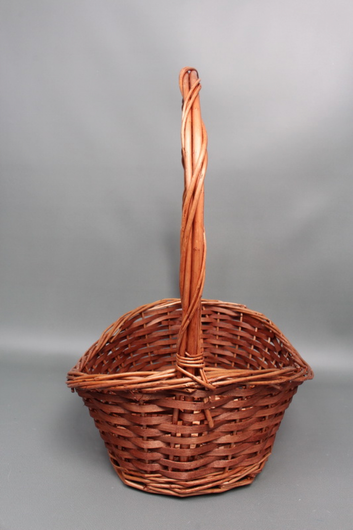 Корзина плетеная (ива) 46*31*H12/16, 1 шт., медовый  2682М