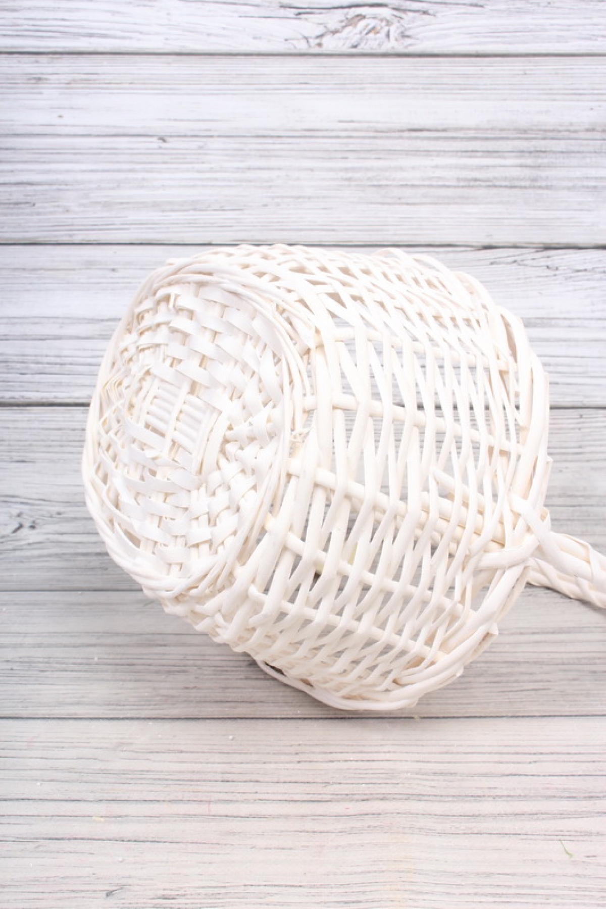 Корзина плетеная одиночная (ива) 1шт - 29*21*13*32CM   белая 3136М