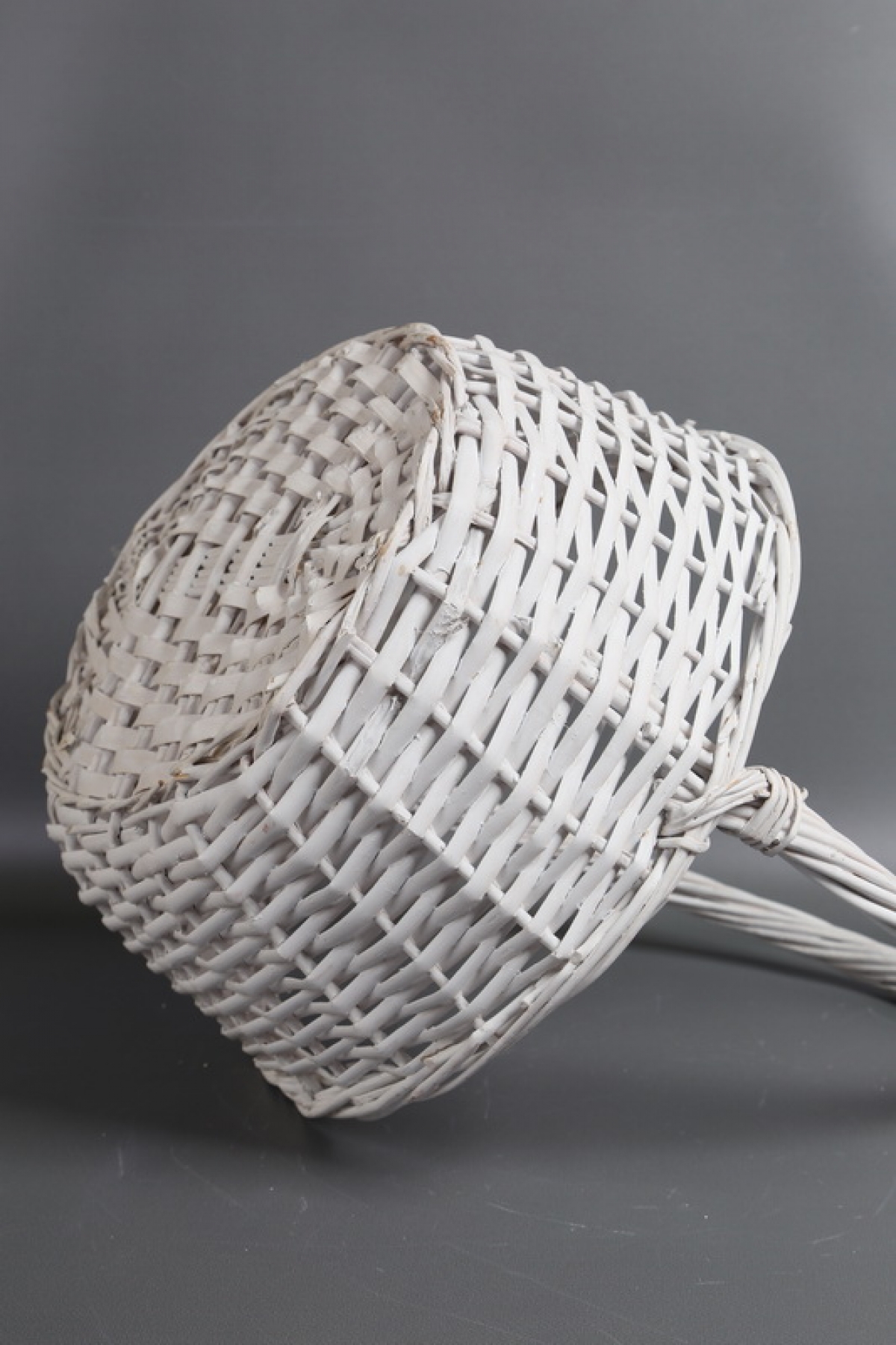 Корзина плетеная одиночная 1шт (ива): 42x34xH16/HH41; белая   1556М