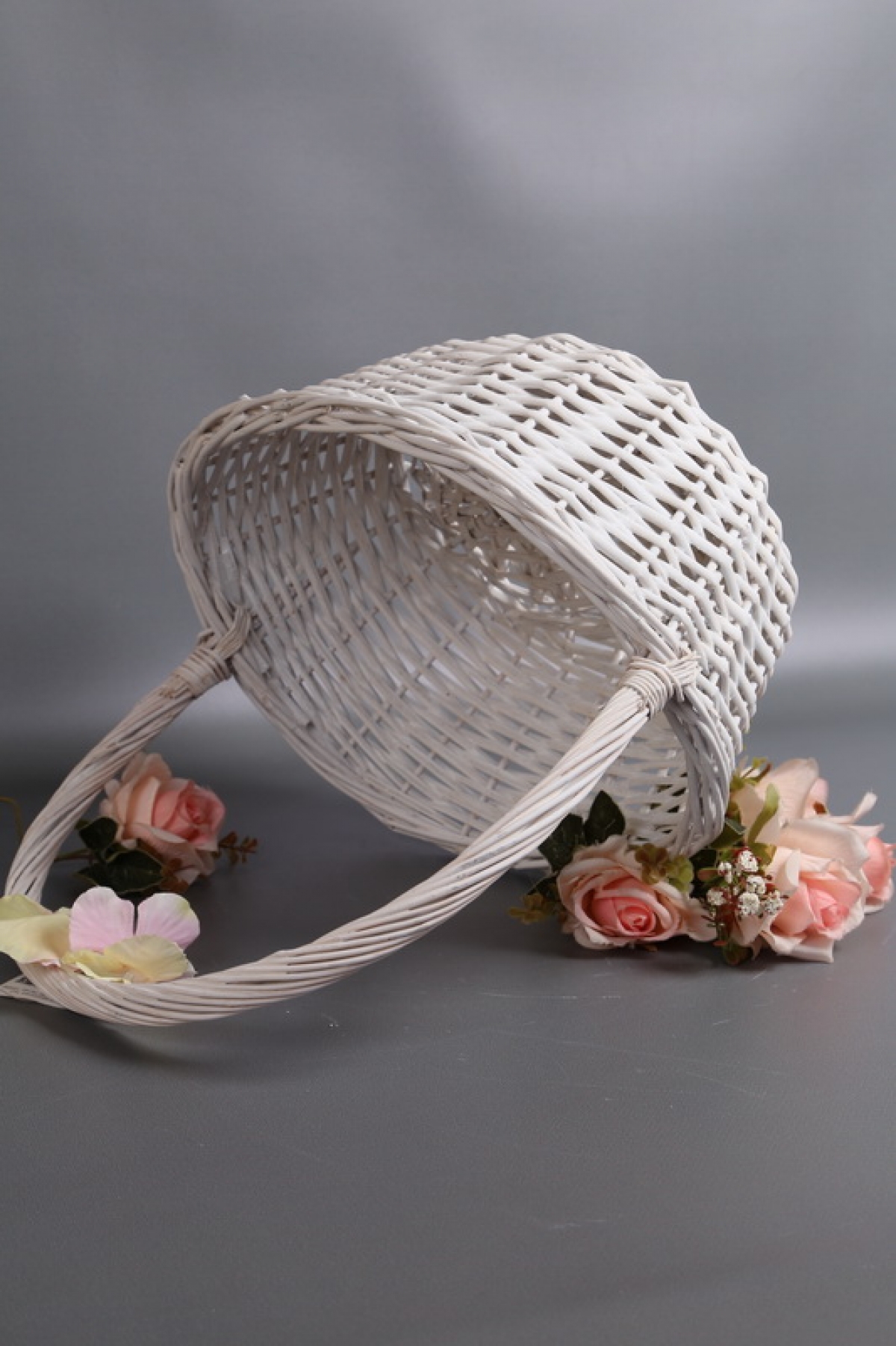 Корзина плетеная одиночная 1шт (ива):  37x30xH14/HH36; белая 1556М