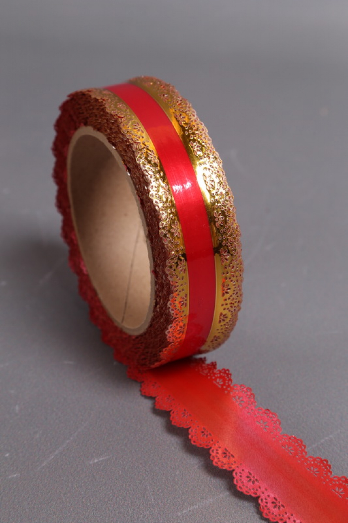 Лента Ажур (3см*25ярд) КРАСНАЯ полоса C323