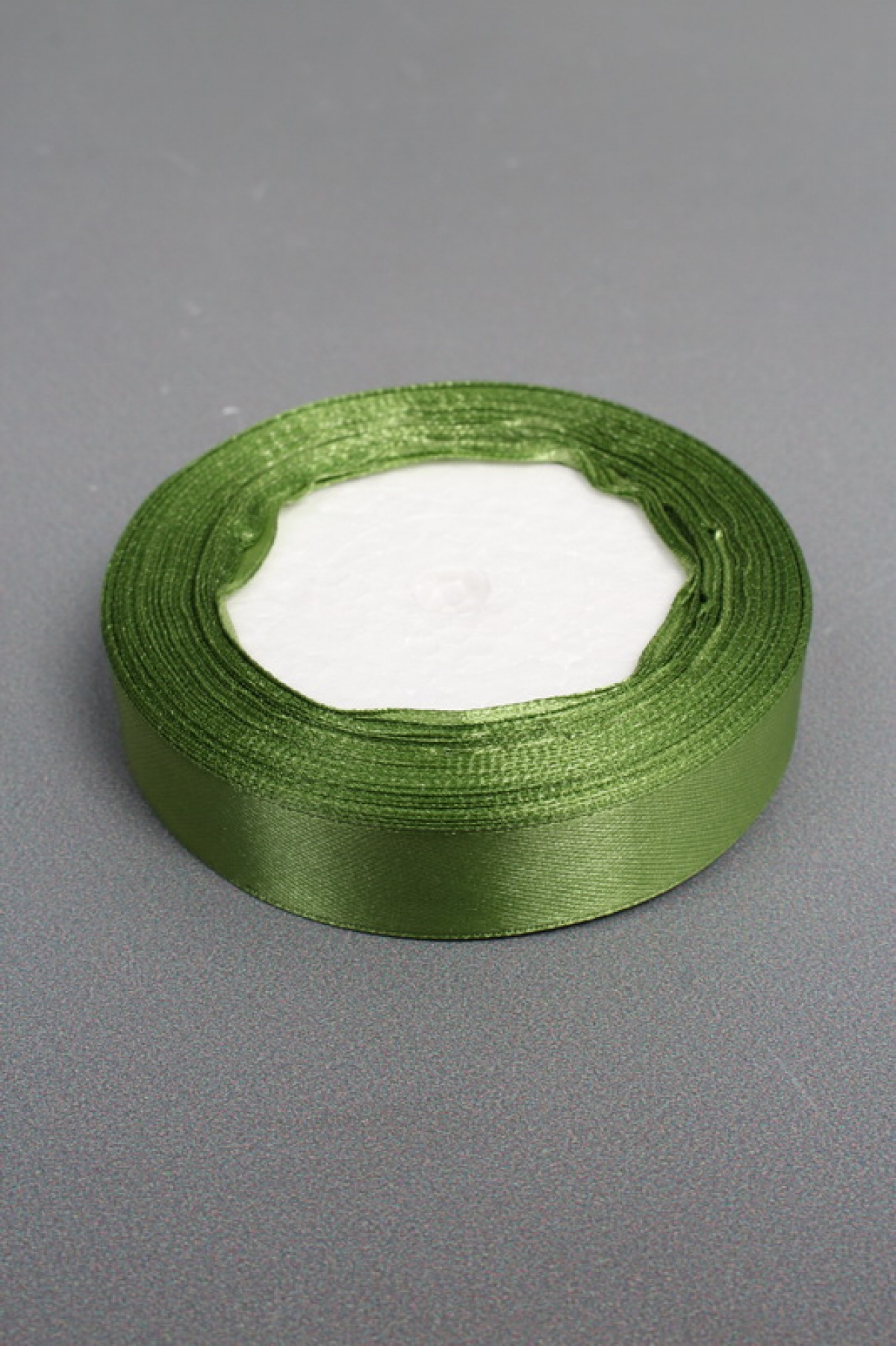 Лента атлас 2см х 25ярд аспарагус  2345Н