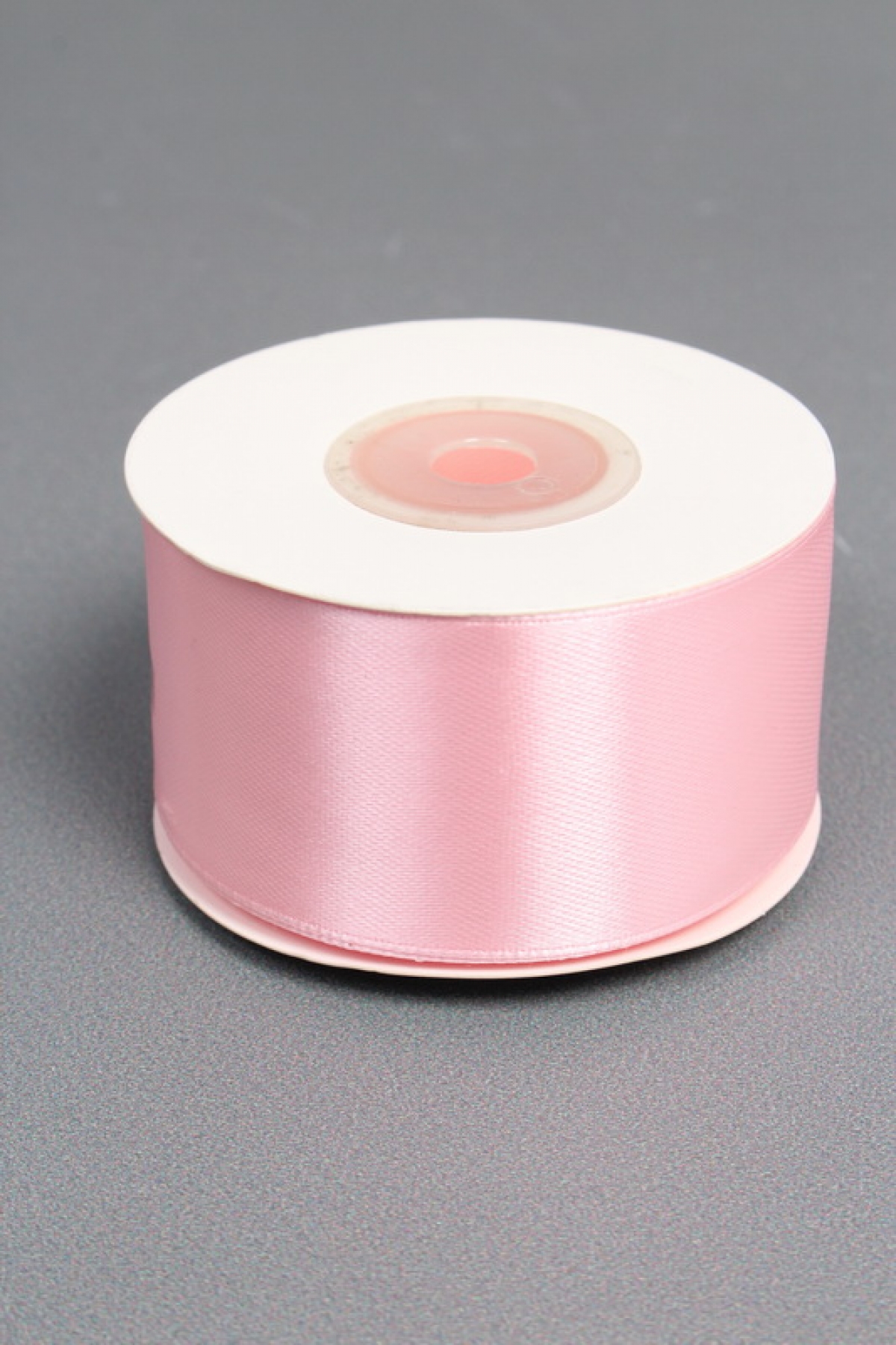 Лента атласная, на картонн.катушке, односторонняя, 38 мм х 25 ярд, пудрово-розов 1436М