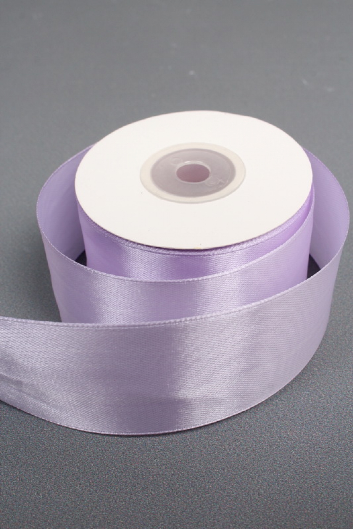 Лента атласная, на картонн.катушке, односторонняя, 38 мм х 25 ярд, светлая орхидея 1450М