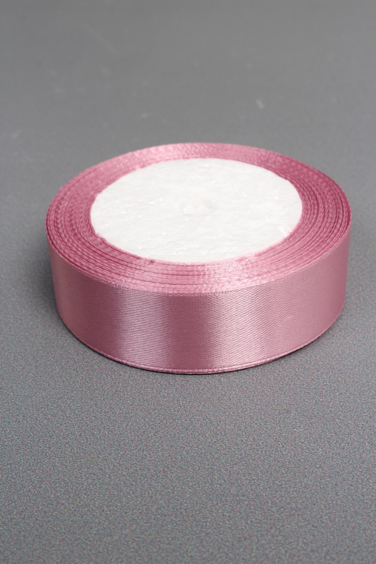 Лента атласная односторонняя, 25 мм х 25 ярд, дикая роза 0712М