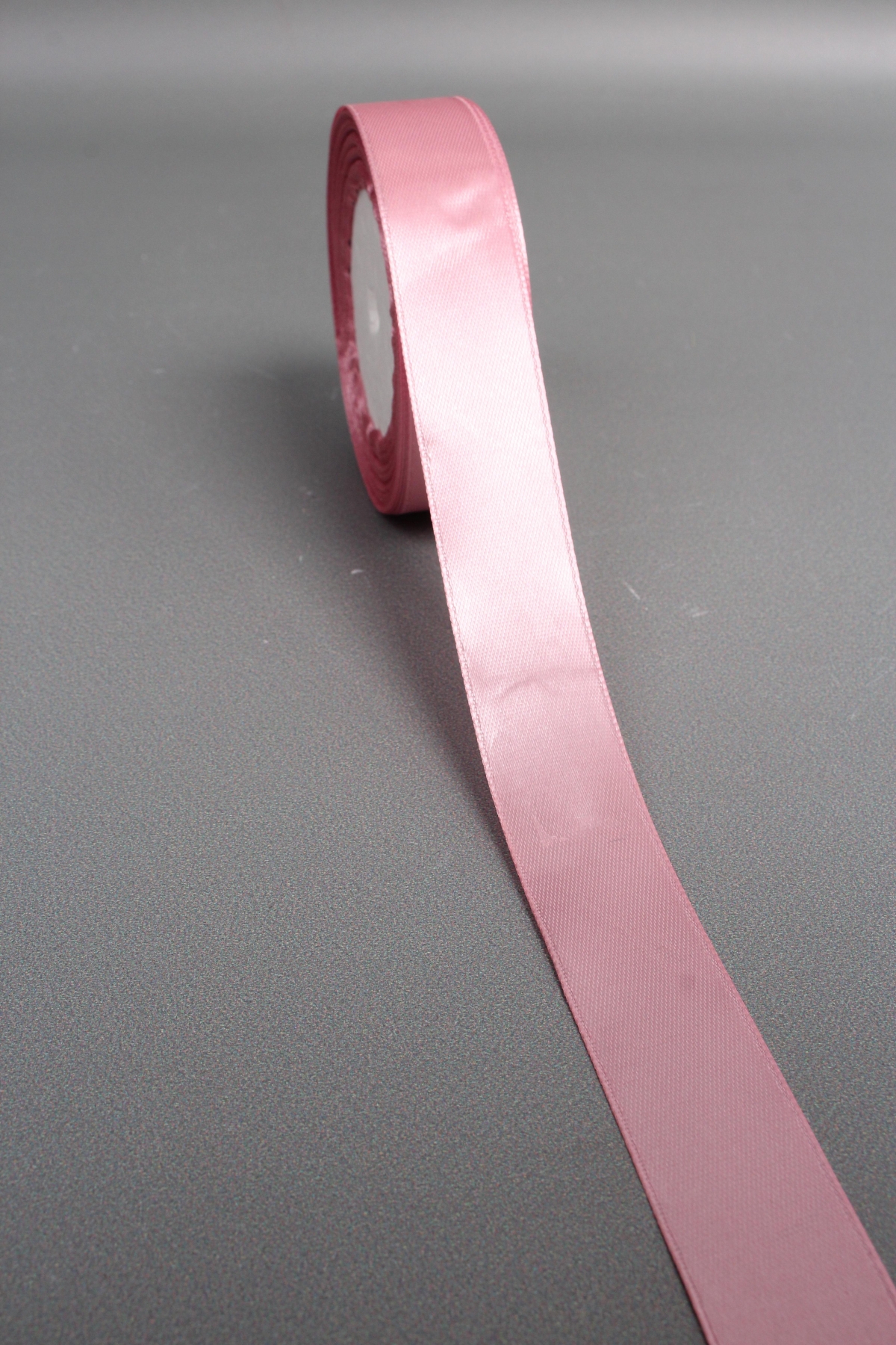 Лента атласная односторонняя, 25 мм х 25 ярд, розовый пион 0729М