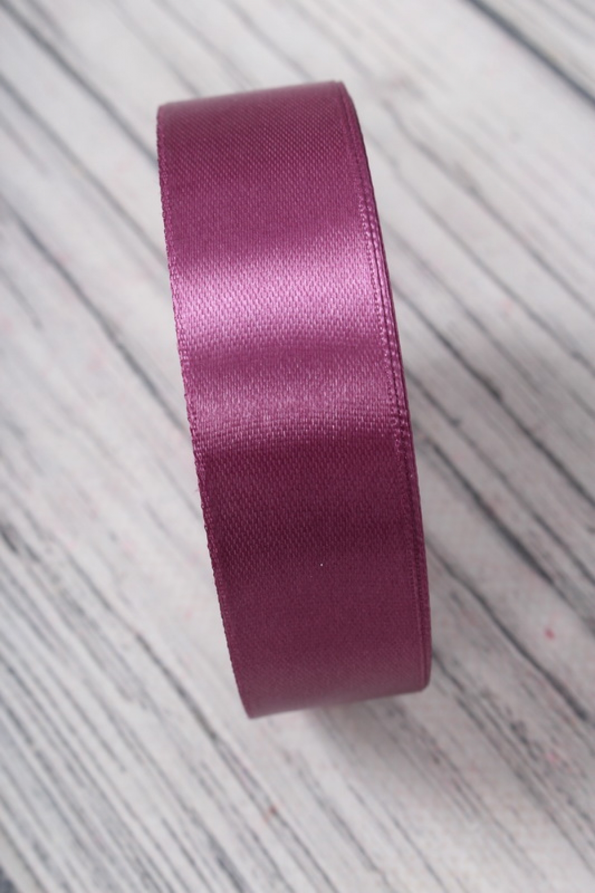 Лента атласная,25mmx25yards, цв.ежевичный 8021Л
