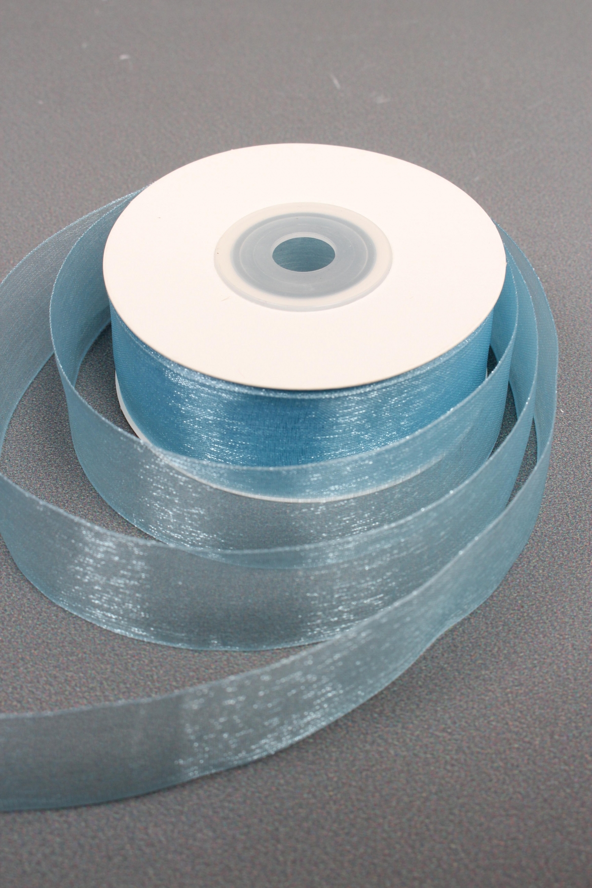 Лента органза на картонн.катушке, 25мм*25ярд, нежно-голубой 3351М