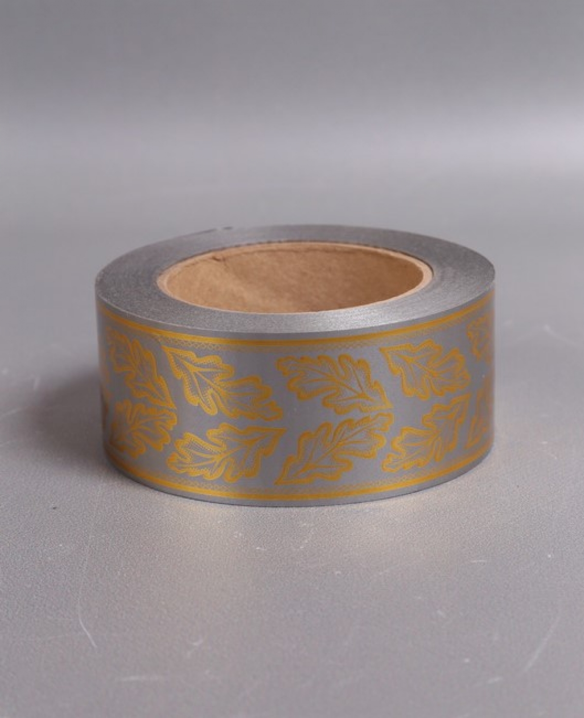 Лента с з/п ( 5см*50ярд) атласная Дубовый лист A593 СЕРЫЙ