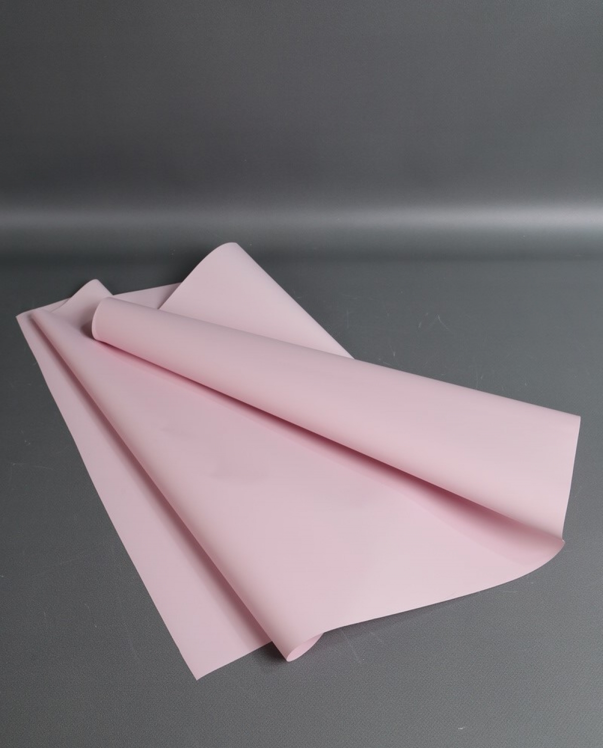 Матовая пленка "Фаворит" однотонная, 50 мкр, 50 см х 10 м, пастельно-розовый 3206М