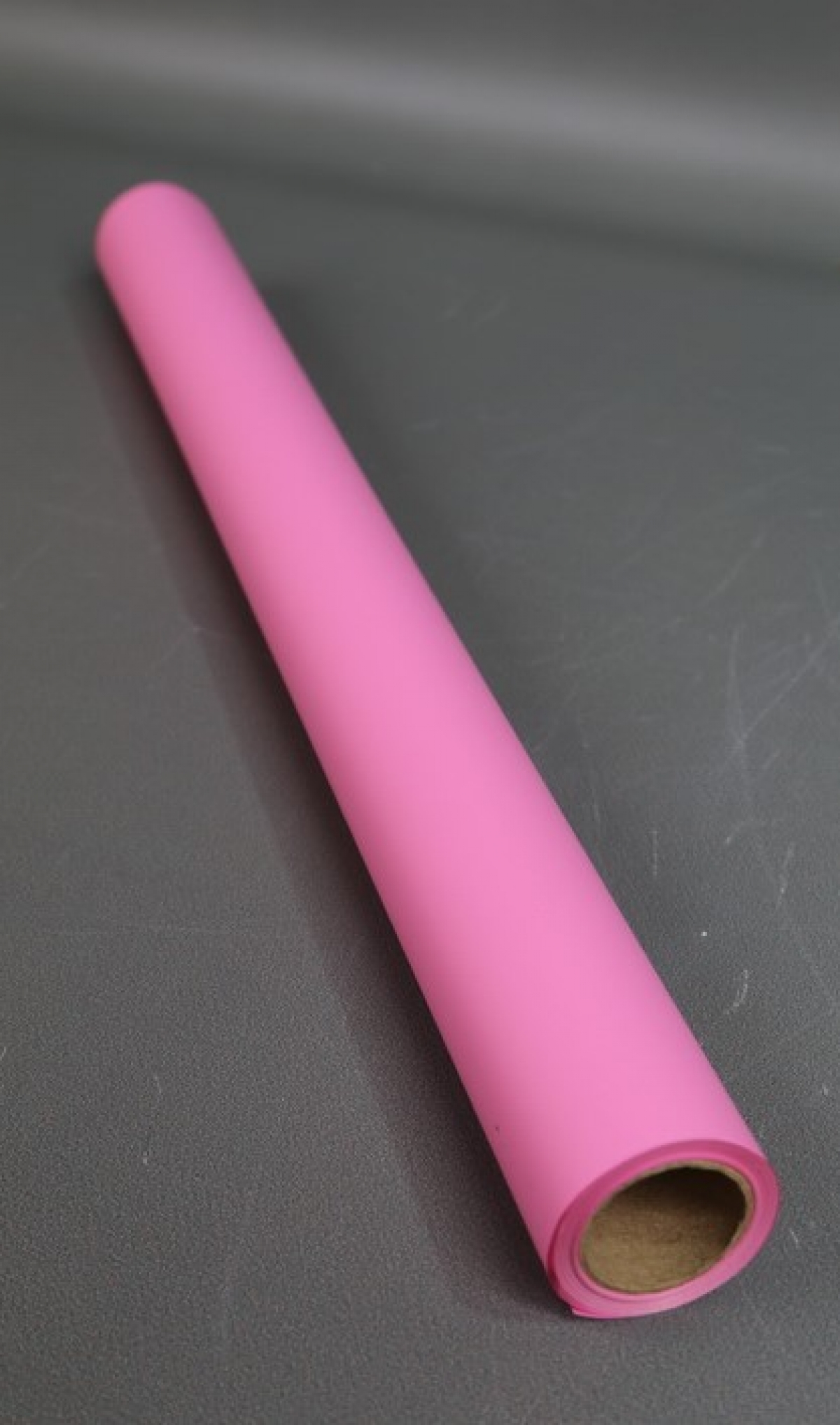 Матовая пленка "Фаворит" однотонная, 50 мкр, 50 см х 10 м, ярко-розовый  8534М