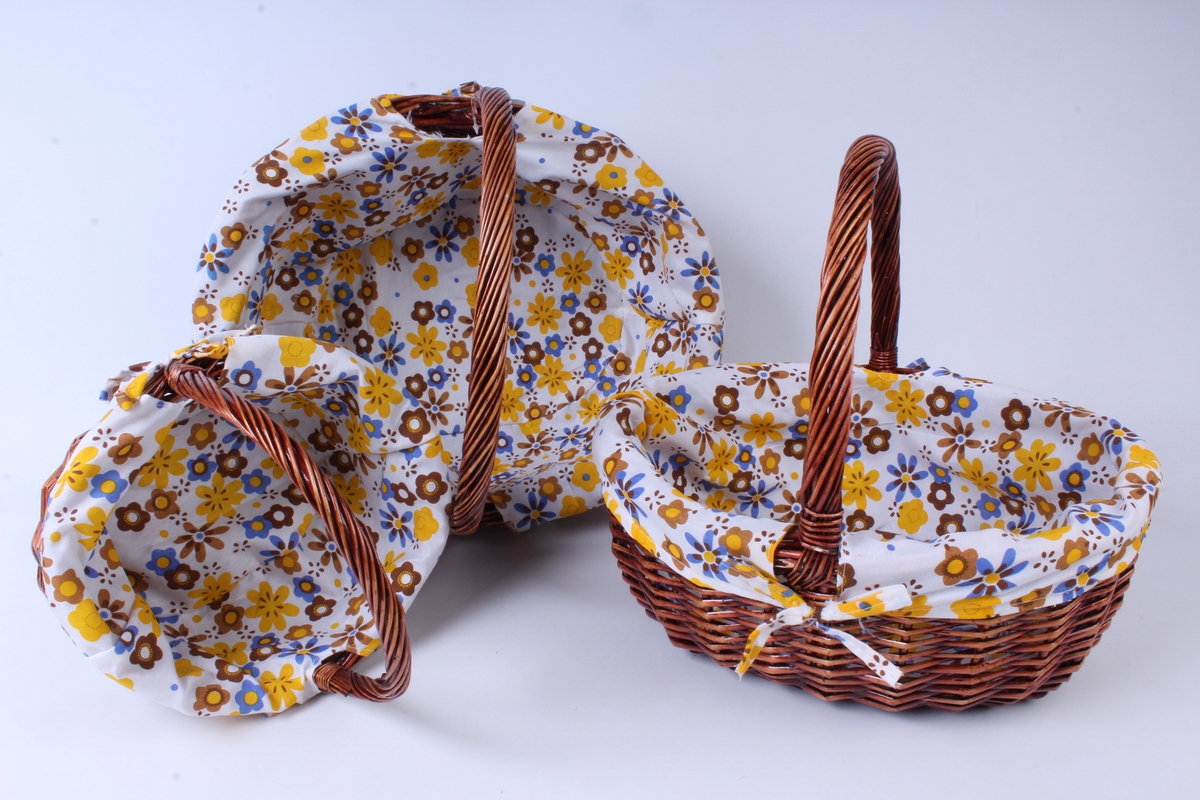 набор коричневых корзин стканью из ивы 3 шт 39x31 h=17/36cm