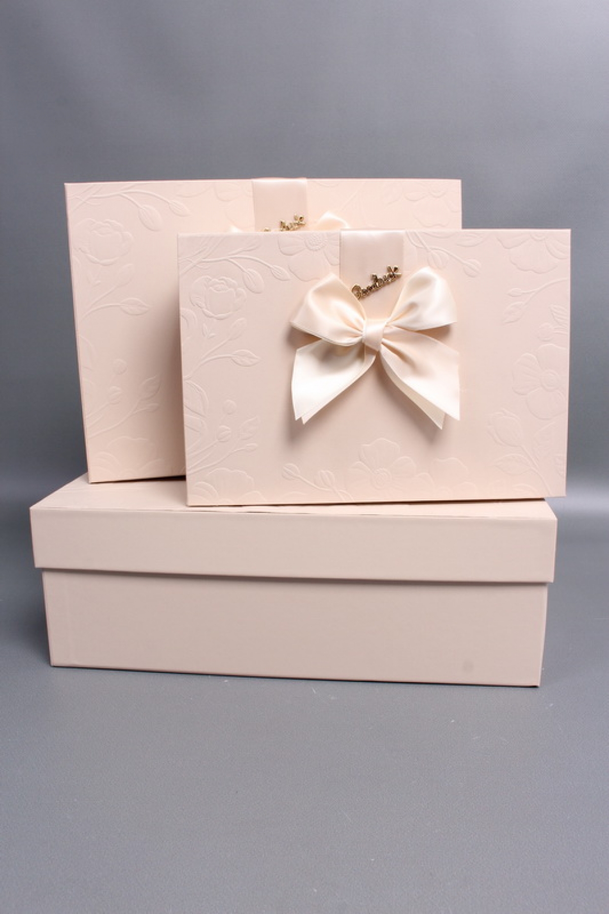 Набор коробок подарочных из 3шт - 33,5*25*11,5, 29*21*9, 24,5*17*6,5 см, молочный 7447М