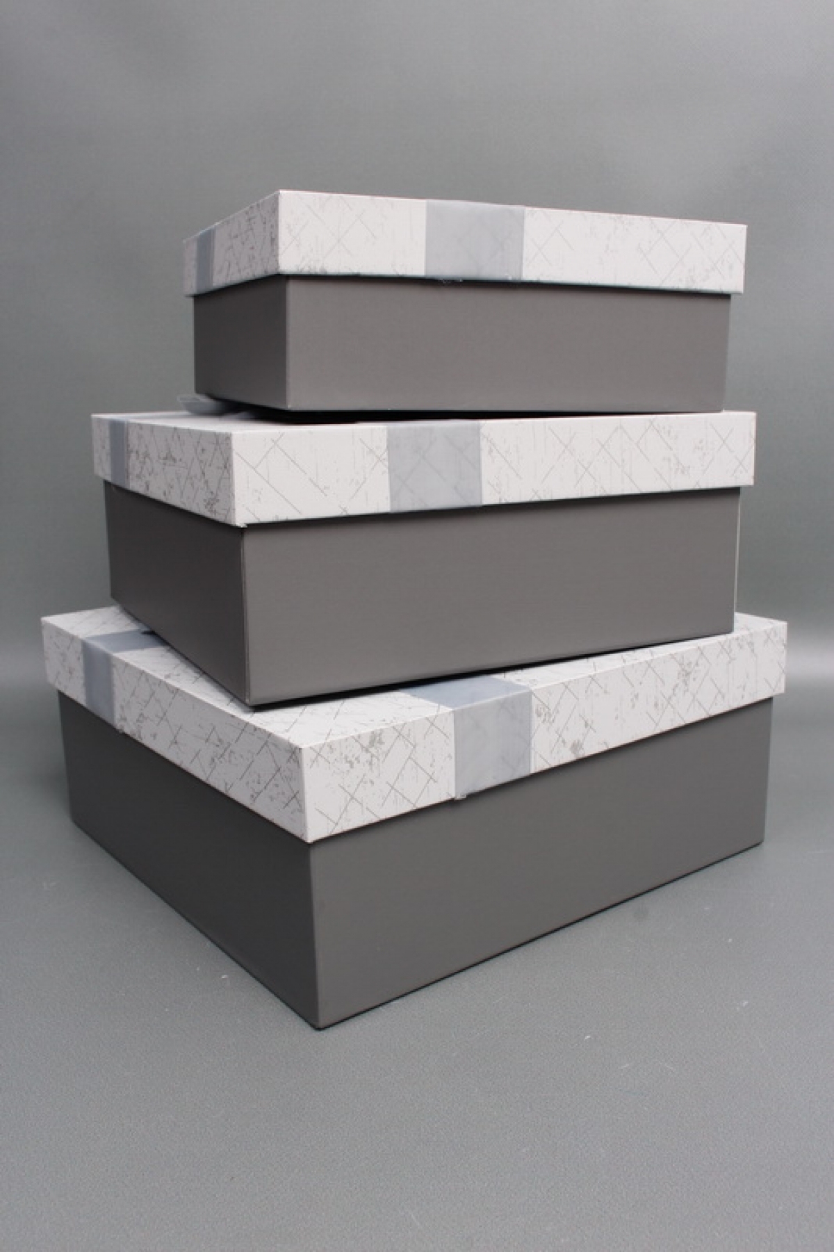 Набор коробок подарочных из 3шт - 27*27*11,5, 24*24*10, 20,5*20,5*8 см., св. голубой 7867М