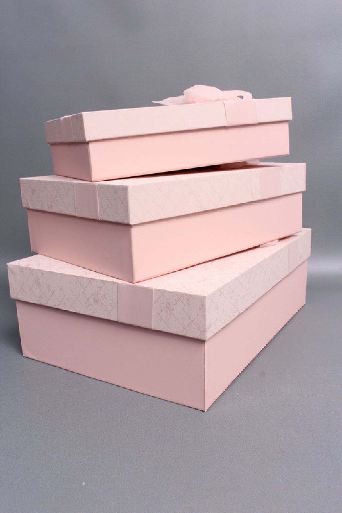 Набор коробок подарочных из 3шт - 33,5*25*11,5, 29*21*9, 24,5*17*6,5 см, светло-розовый 8178М