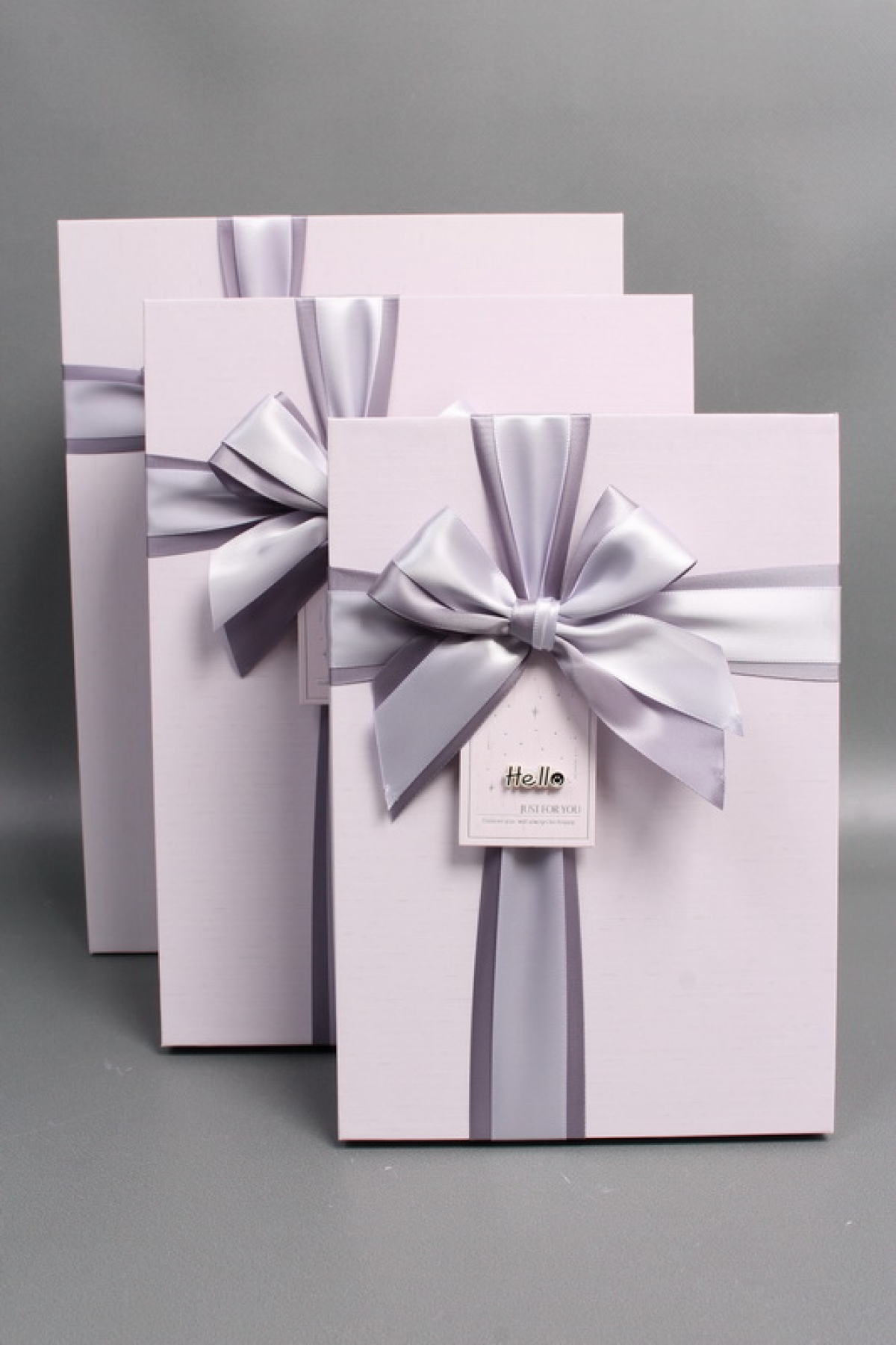 Набор коробок подарочных из 3шт - 33,5*25*11,5, 29*21*9, 24,5*17*6,5 см, светло-сиреневый 7430М