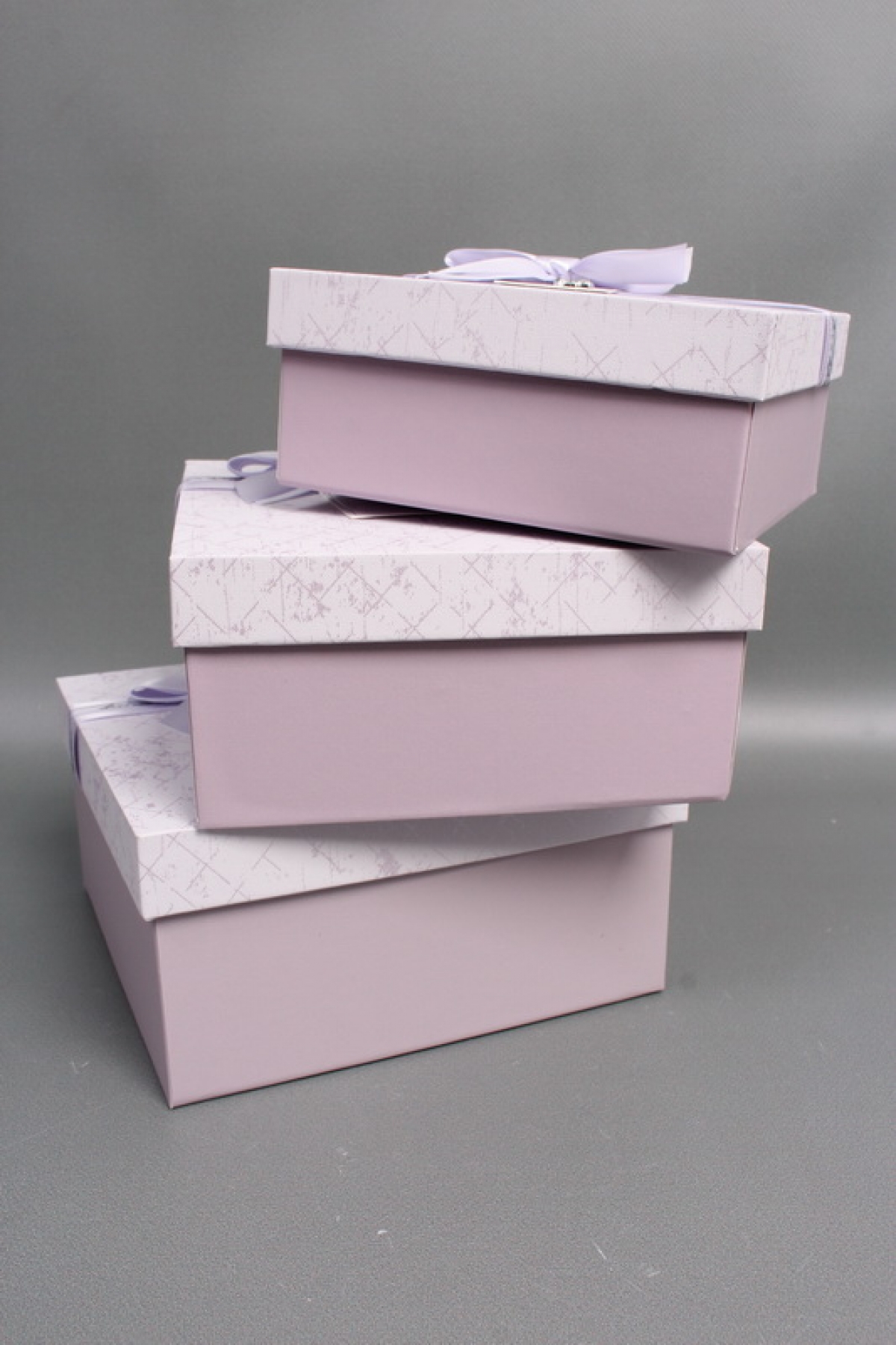 Набор коробок подарочных из 3шт - 19*19*9,5, 17*17*8, 15*15*6,5 см, св.сиреневый 7843М