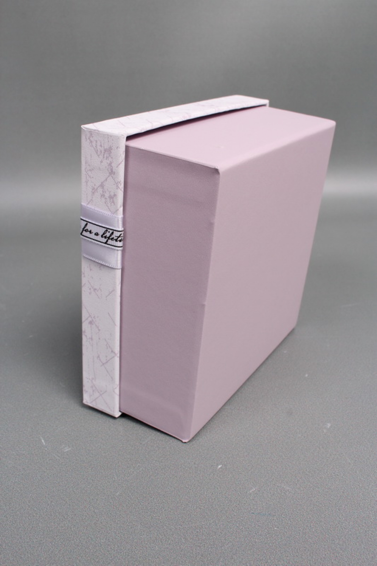 Набор коробок подарочных из 3шт - 19*19*9,5, 17*17*8, 15*15*6,5 см, св.сиреневый 7843М