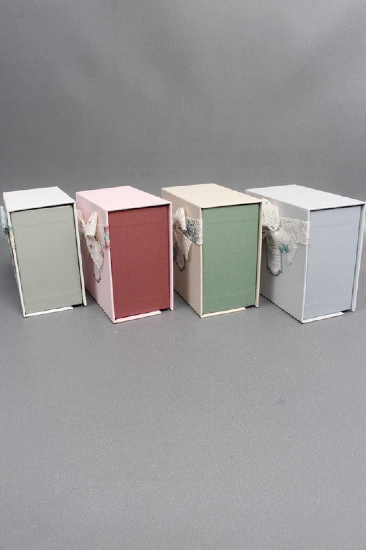 Набор коробок подарочных из 4шт ассорти  - 13,5*12,5*7,5, 7331М