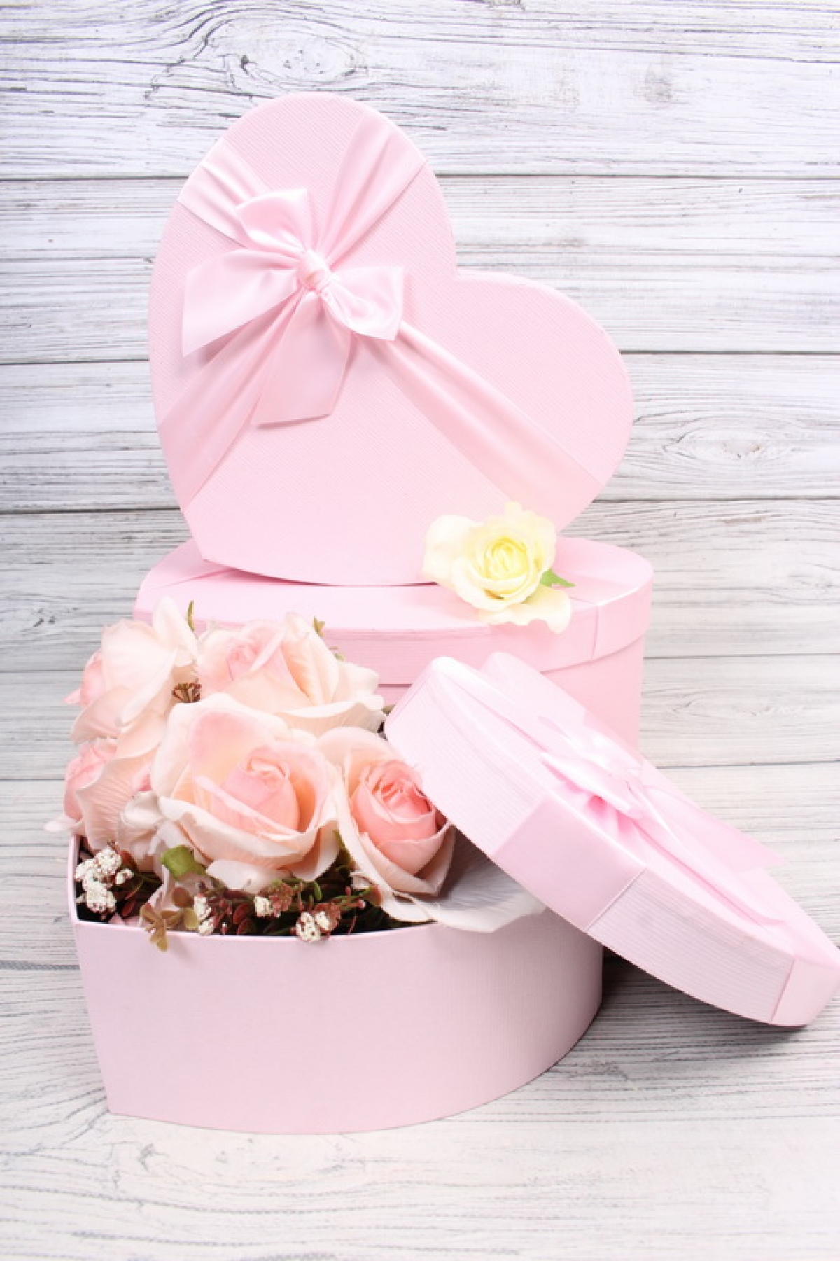 Набор коробок "Сердце с бантом" 3шт, 31*28*12cm, 27*24*10cm, 23*20*9cm, красный 2024Н