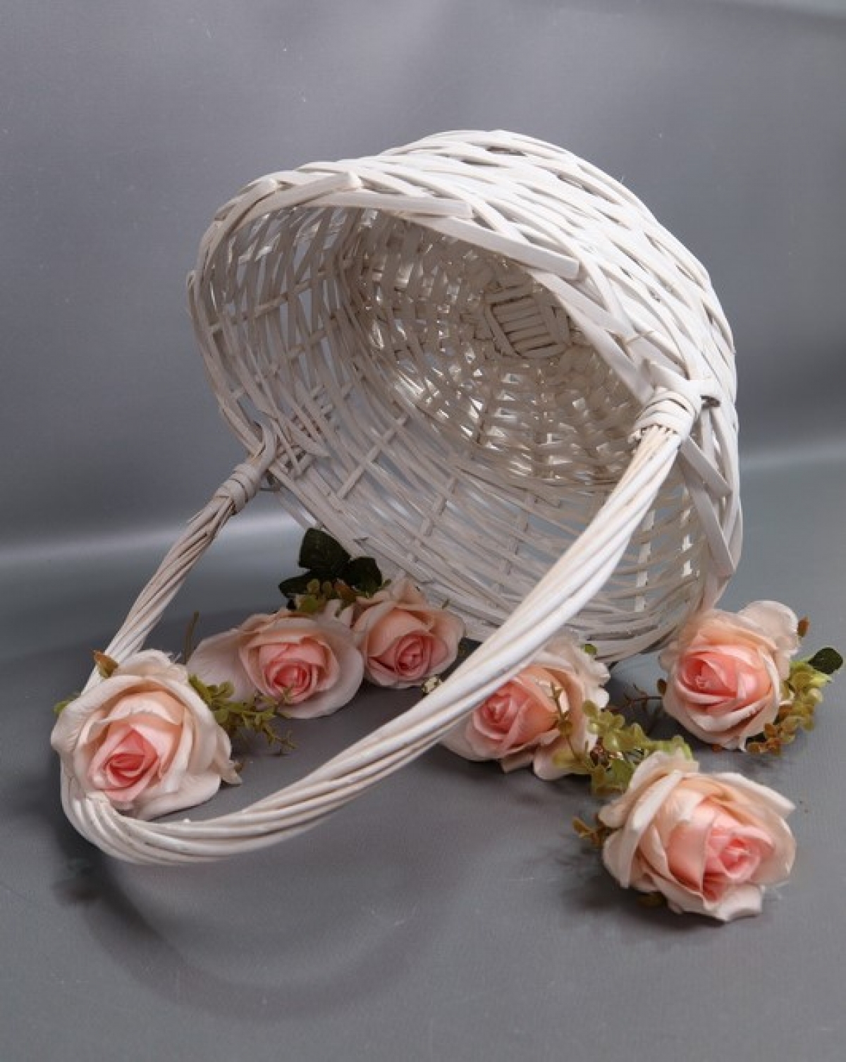 Набор корзин плетеных из 3(ива): D44xH16xHH46 BD33, D38xH14xHH38 BD29, D31xH12xHHH34 BD24  бел 6231