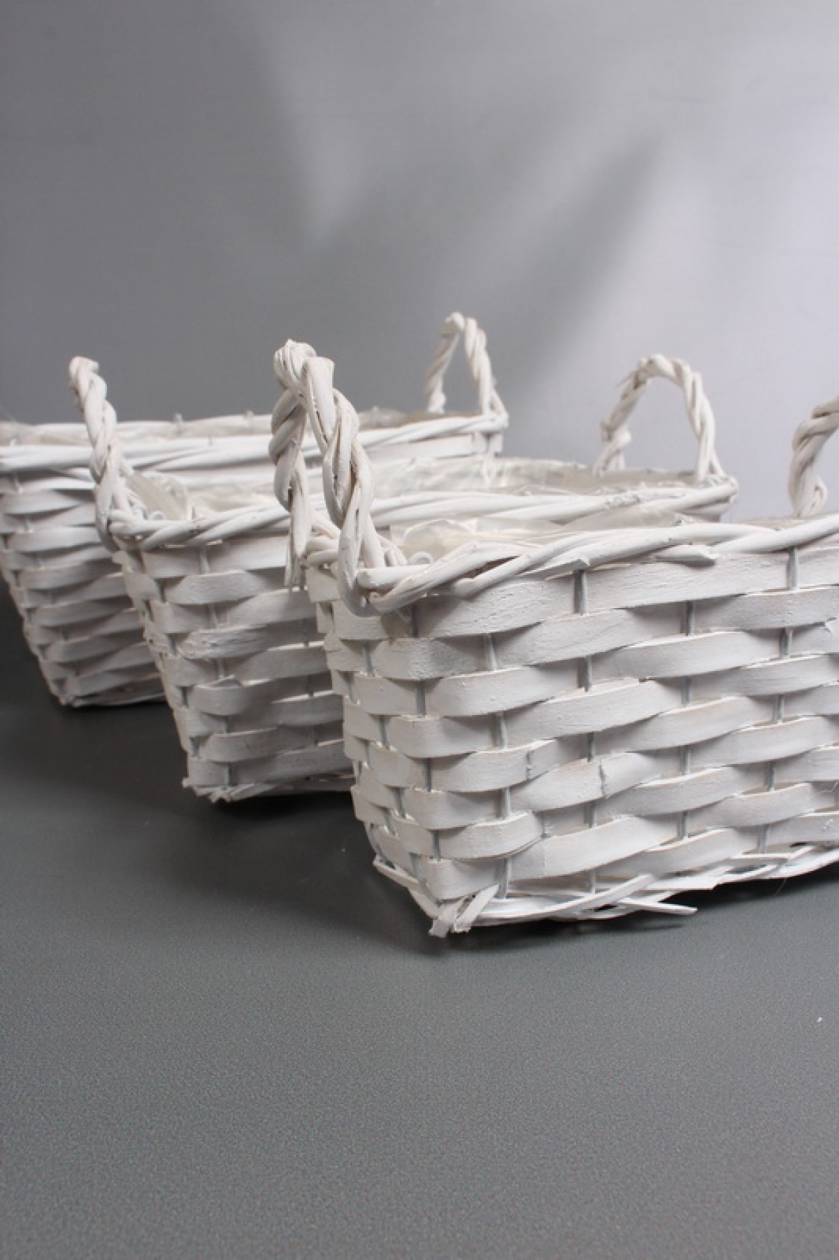 Набор корзин плетеных из 3шт  (ива), 28,5X20,5XH14/TH19,5 белые  4353М