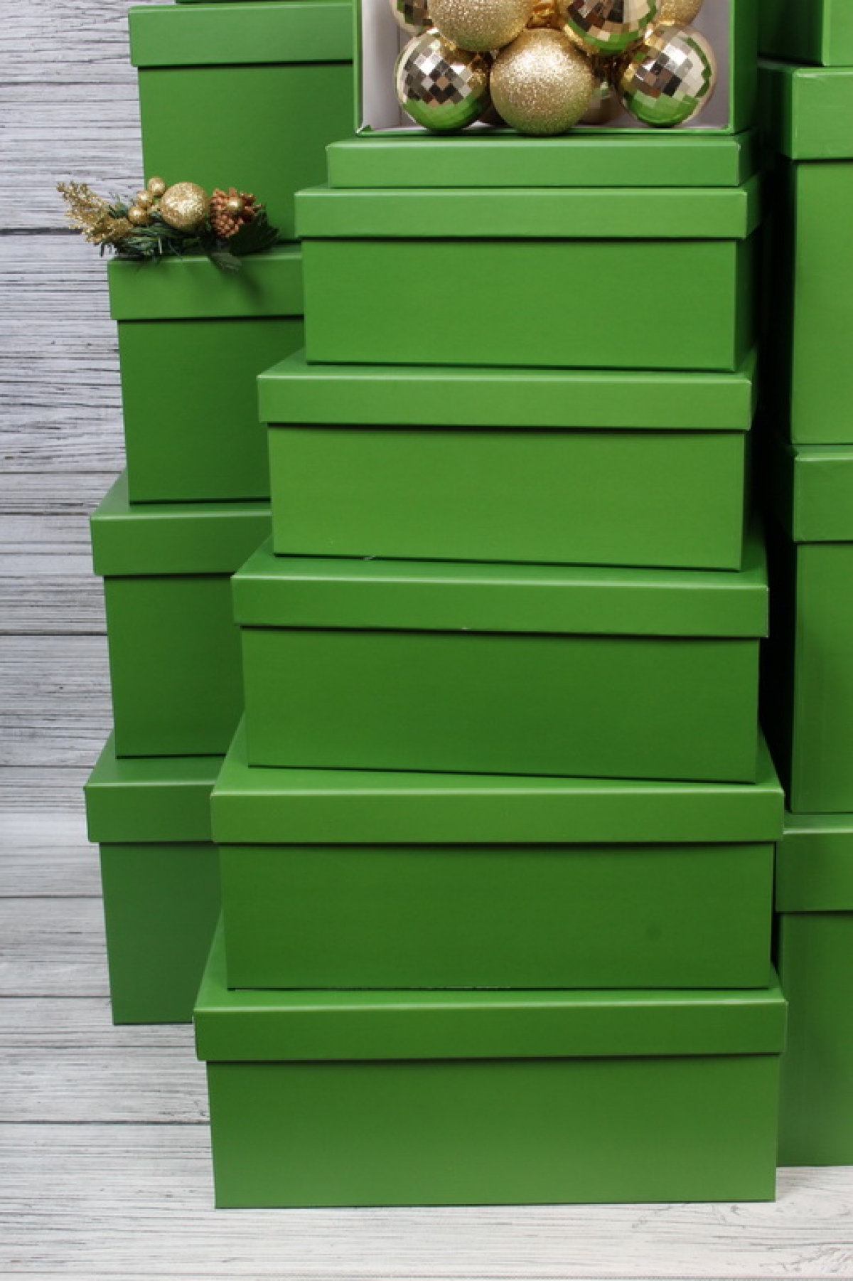 Набор подарочные коробок из 15шт -  Прямоугольник однотонный травяной 53*42*23см N934