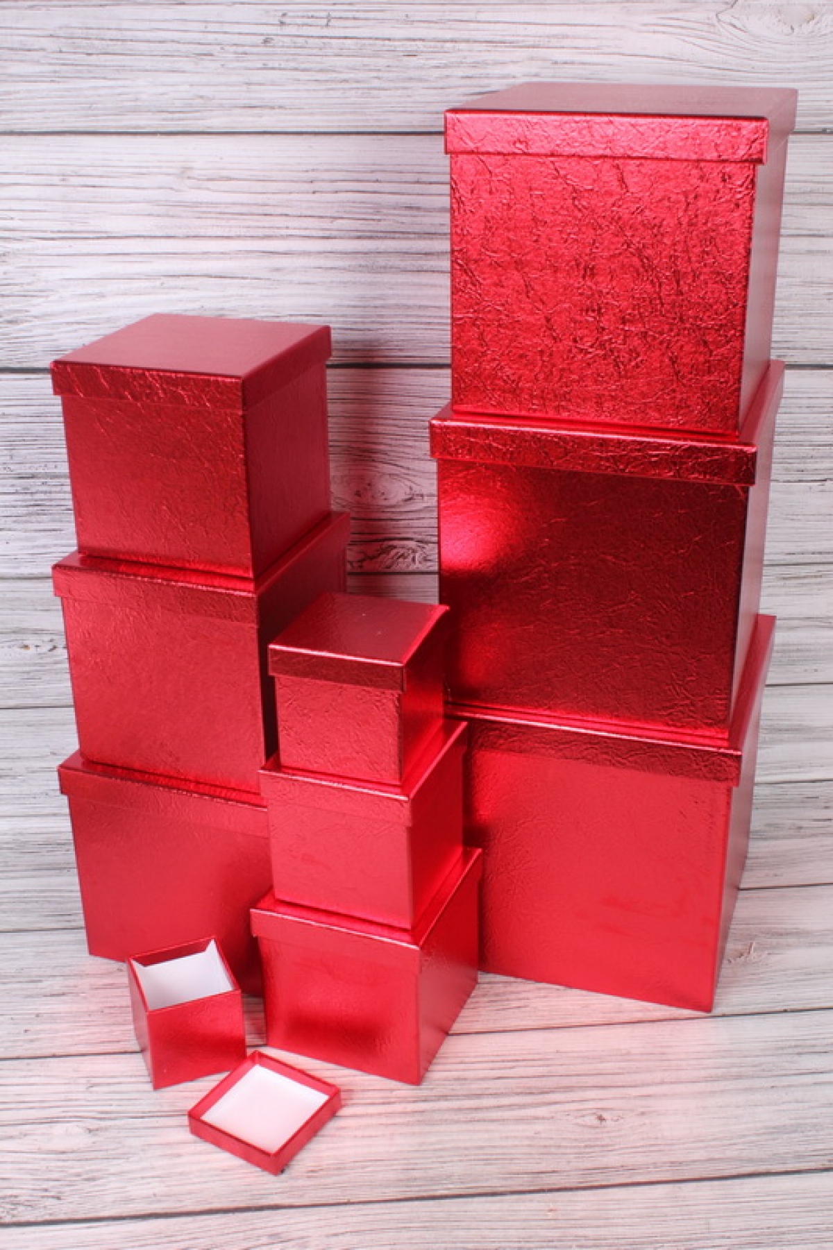 Набор подарочных коробок из 10 шт - КУБ "Красный Металл" 26,5*26,5см  SY601-A33G014