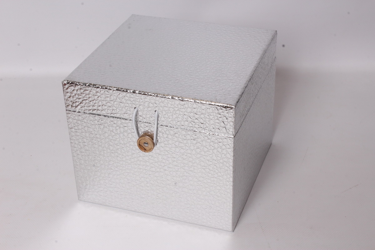 Набор подарочных коробок из 3шт - КУБ Серебро 20*20*17см SY3325-SILVER