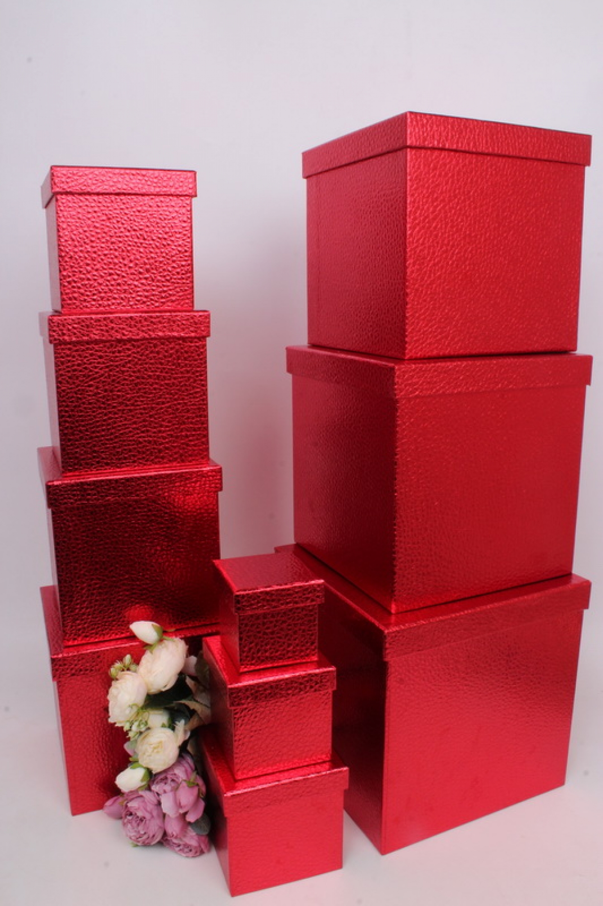 Набор подарочных коробок из 10шт - КУБ  "Красный" 25*25*25см  SY601-RED
