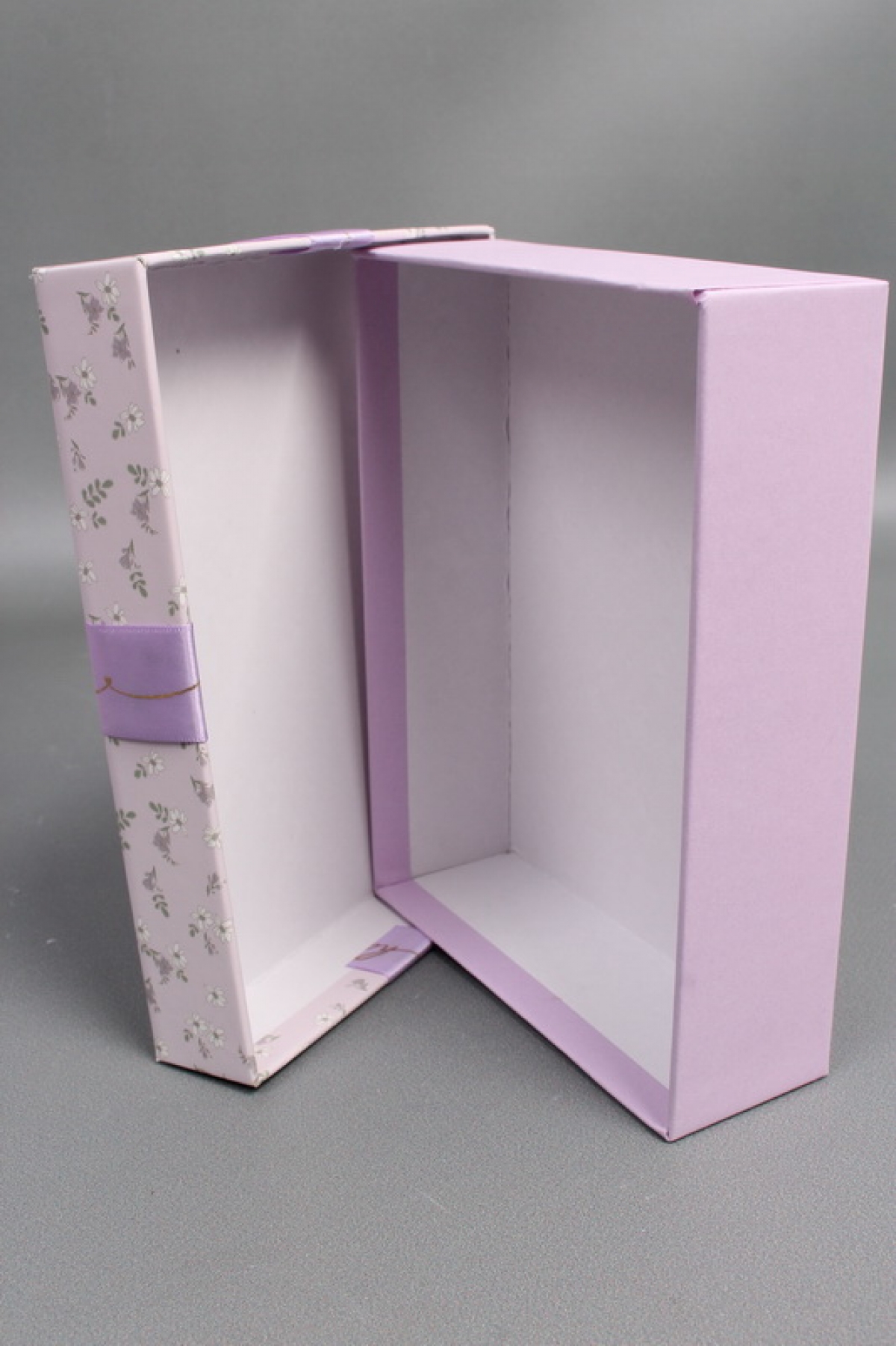 Набор подарочных коробок из 3шт - Прямоугольник Цветы на сиреневом 24*19*8,5  К223