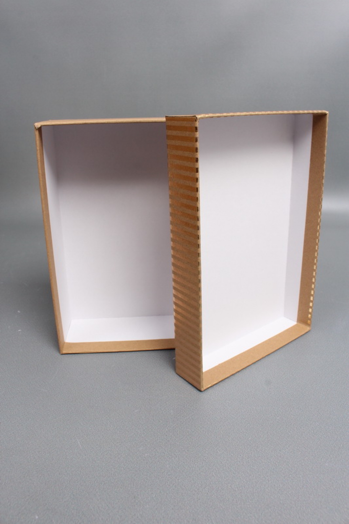 Набор подарочных коробок из 10шт - Прямоугольник Горох на крафте  36*26*10  В1142