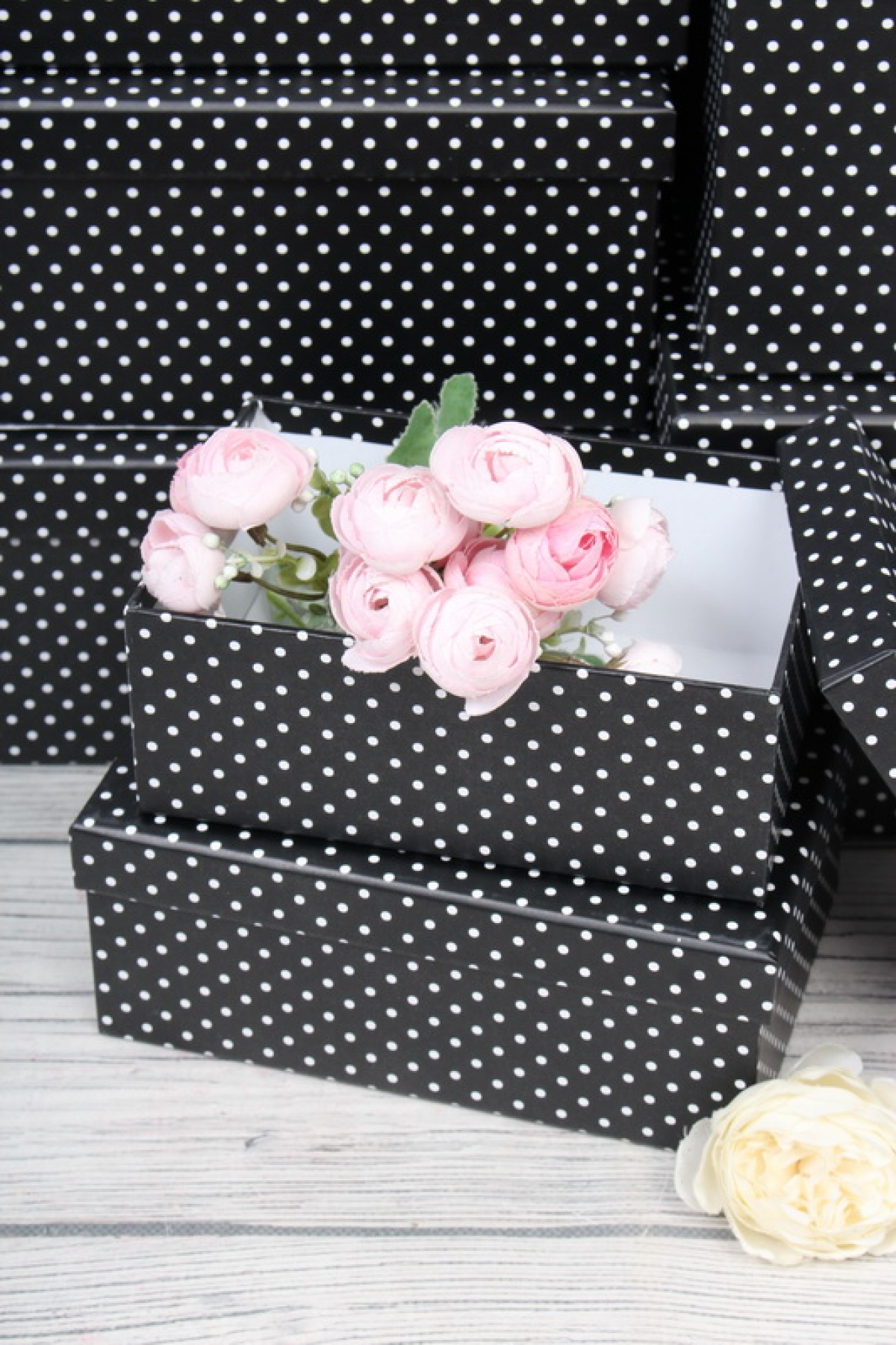 Набор подарочных коробок из 10шт - Прямоугольник Горошек на черном 38*29*16см К864