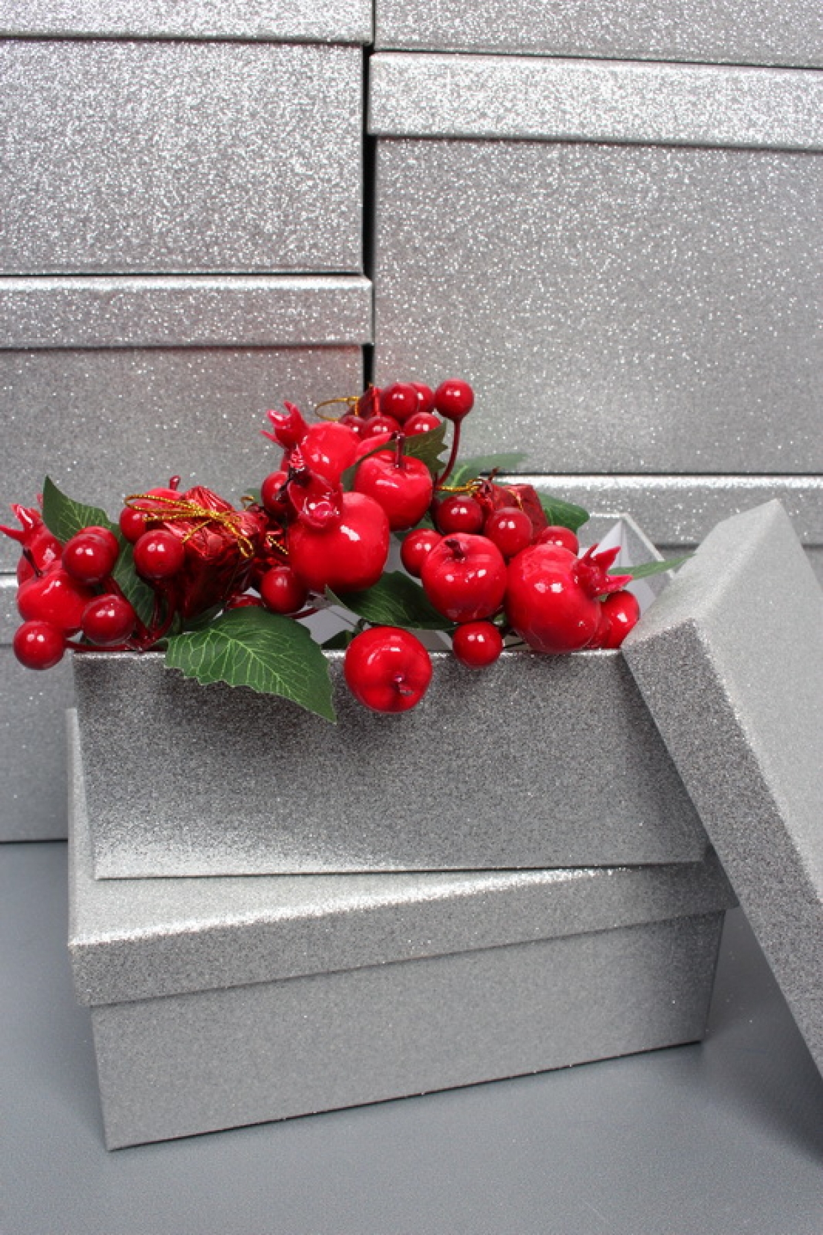 Набор подарочных коробок из 10шт - Прямоугольник НГ Искорка серебро с блестками 37*29*16  N344