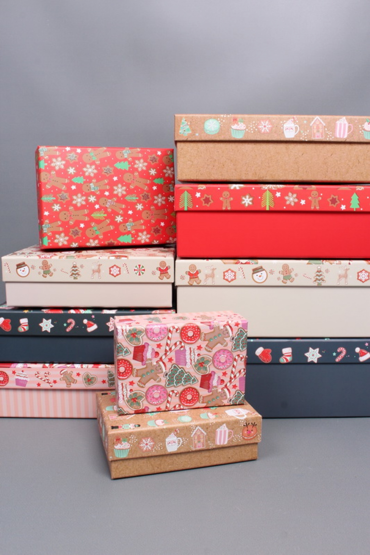 Набор подарочных коробок из 10шт - Прямоугольник НГ Новогодний декор с тиснением 37*27*11  N2511