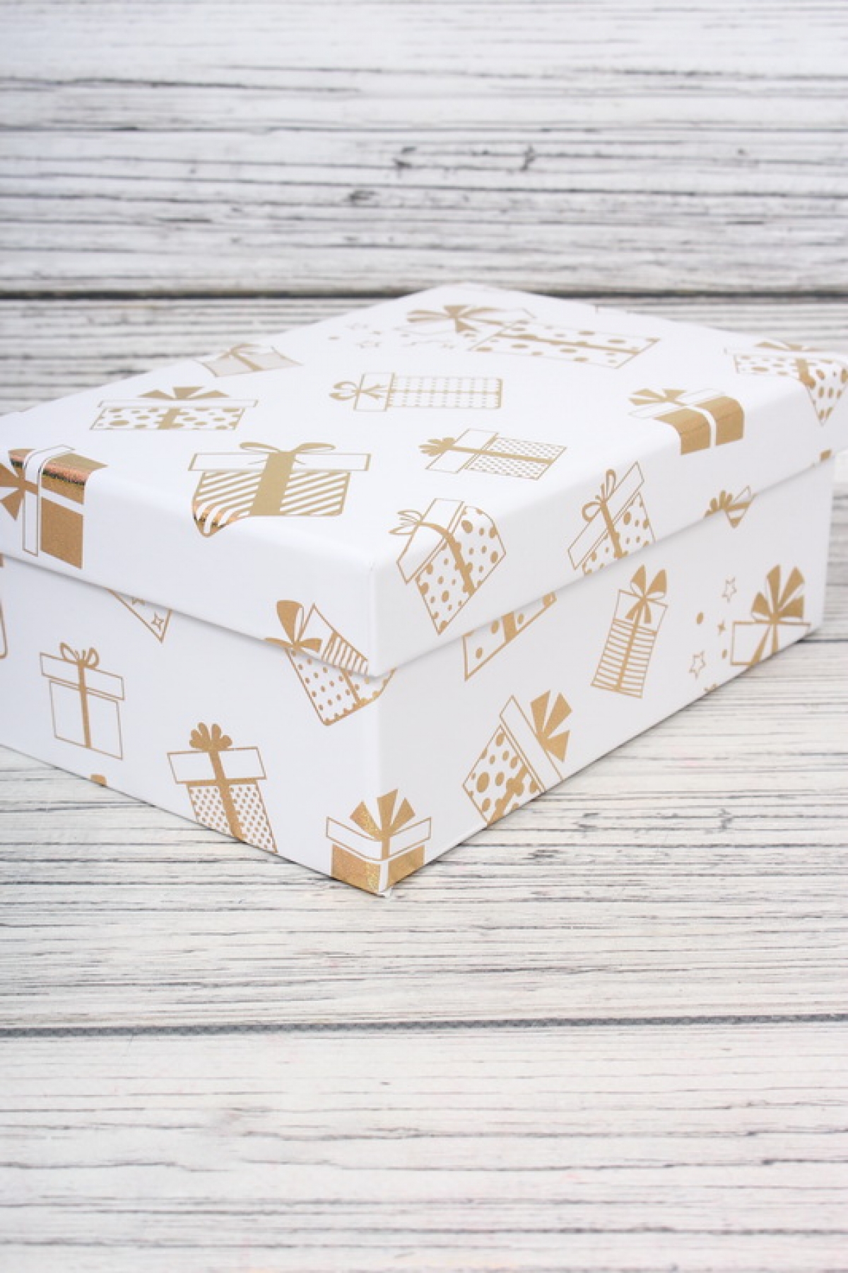 Набор подарочных коробок из 10шт - Прямоугольник НГ Подарки белые 38*29*16см N901