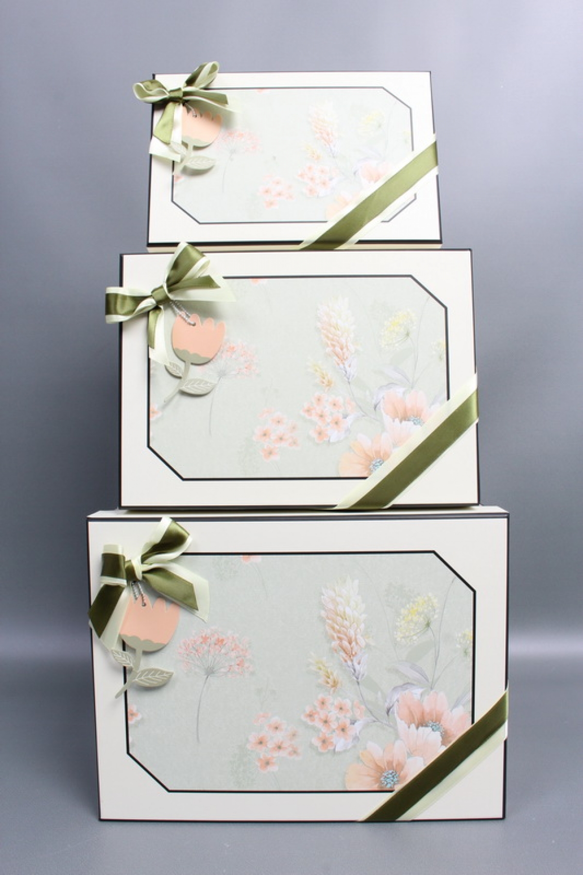 Набор подарочных коробок из 3шт - Прямоугольник Разнотравье 29*22*13см   К233