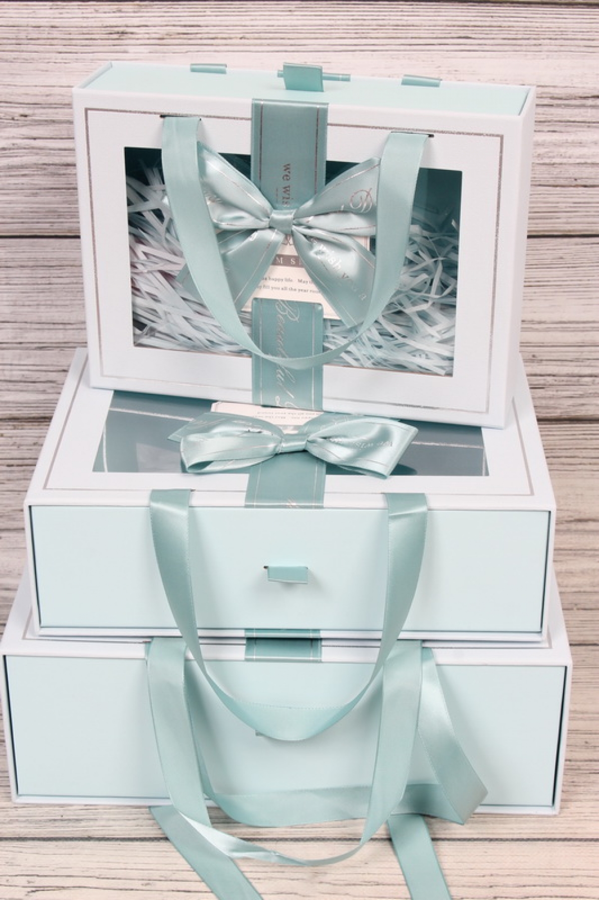 Набор подарочных коробок из 3шт - Прямоугольник с окном и наполнит. сумочка голубая 29*21*10см К705
