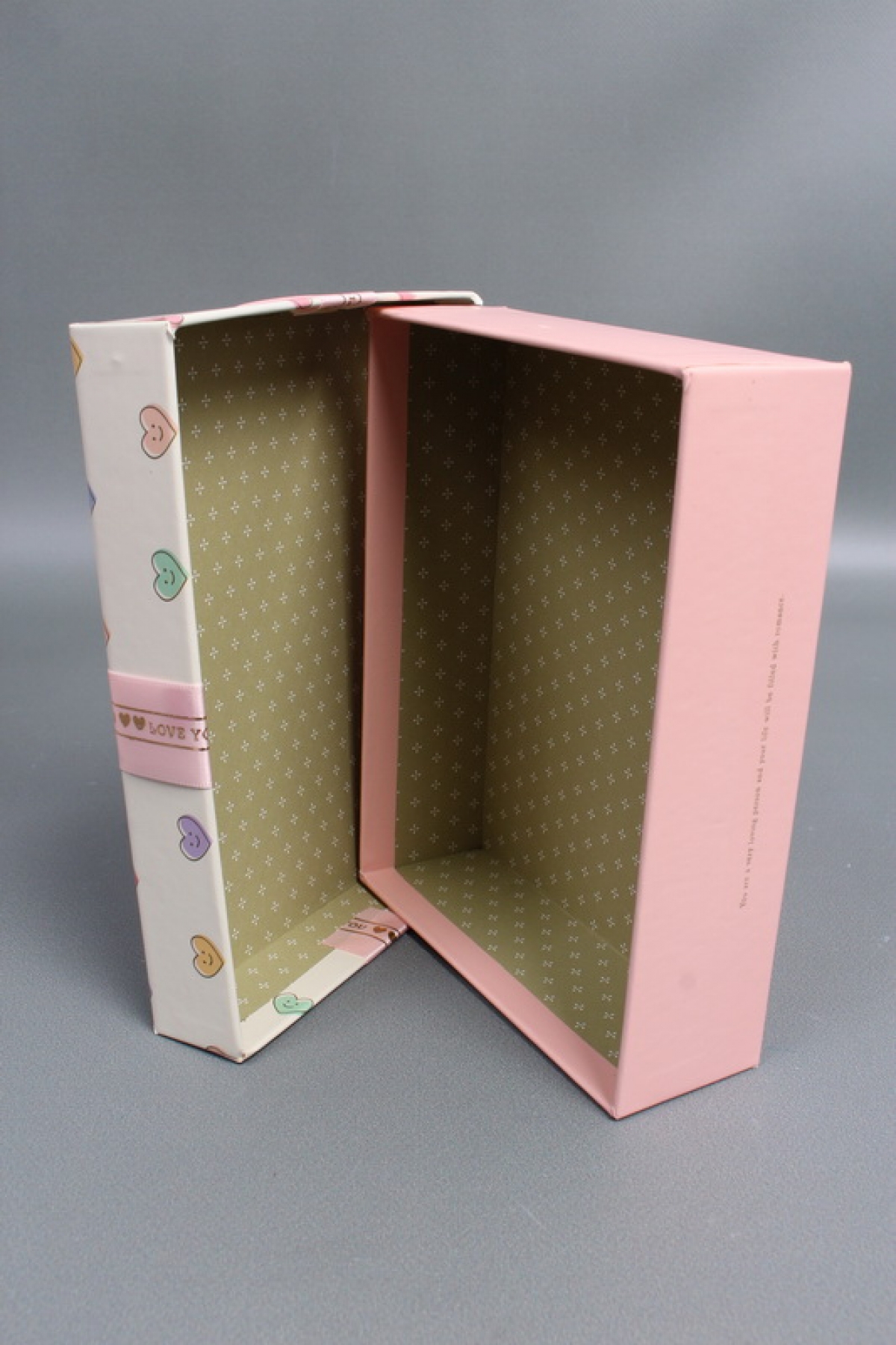 Набор подарочных коробок из 3шт - Прямоугольник Сердечки 24*19*8,5  К223