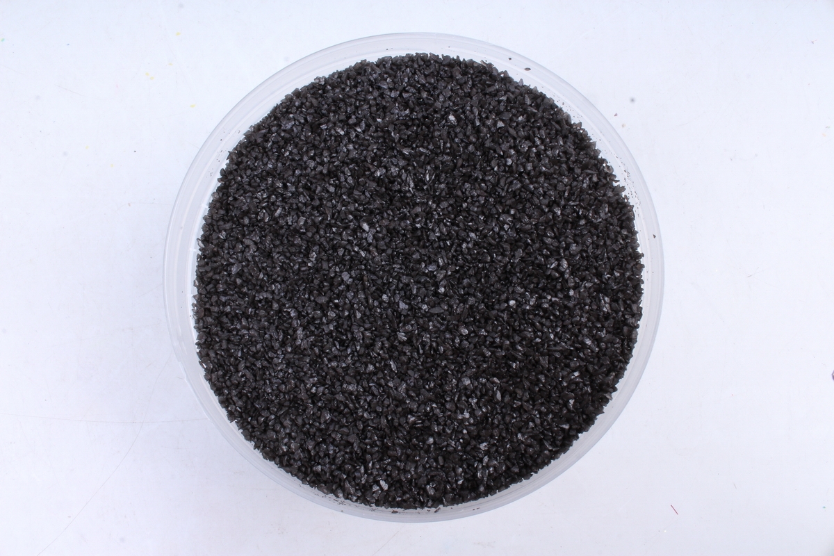 Пластиковая крошка. Кокс молотый фракции 0-10мм (черный). Кварцевая крошка черная. Черный кварцевый песок.
