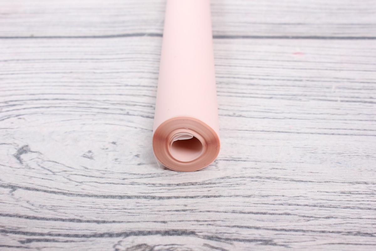 Пленка матовая PASTEL 600мм x 200 гр., тускло-розовый 0061М