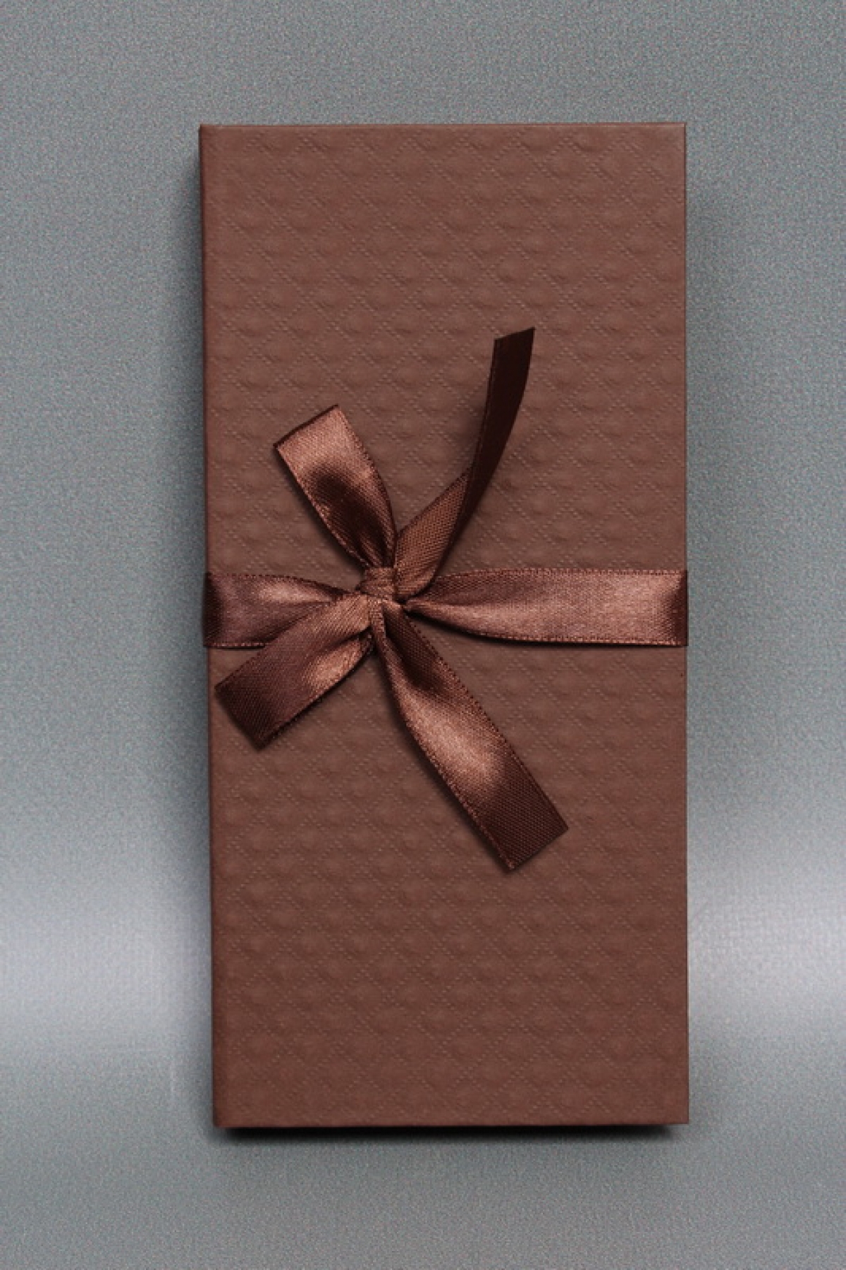 Подарочная коробка ДЛЯ ДЕНЕГ с бантом,тиснение РОМБ- крупный, 172х83х16,шоколадный Д10303П.034