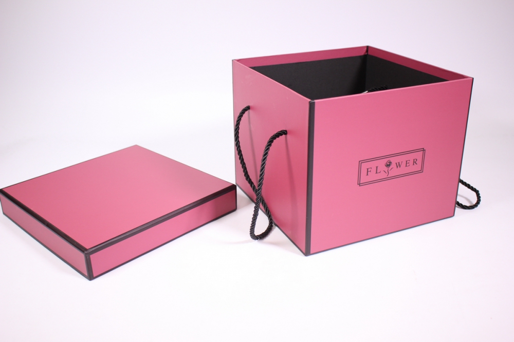 Ps box. Коробка JK-Box 9025. Подарочная коробка YXL 5072xl. Подарочная коробка с ручками. Упаковочная коробка с ручкой.