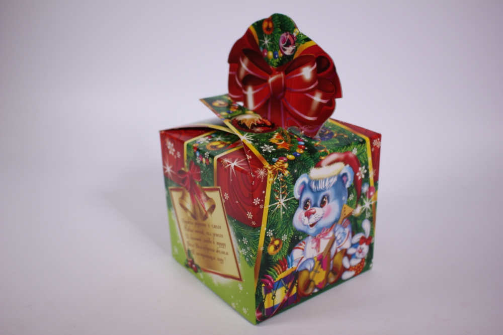 подарочная коробка (подарок с бантом) 12х12х12см на 900гр а4