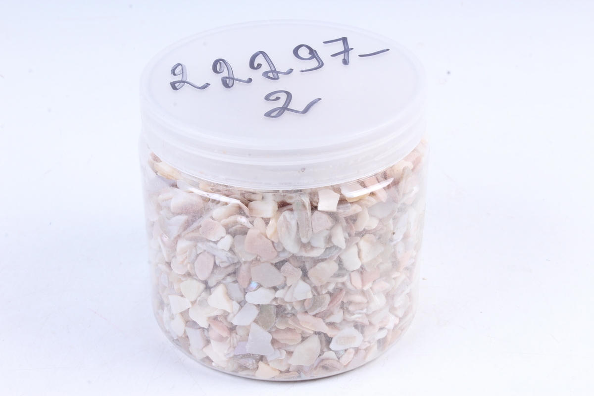 Ракушки измельчённые (600гр) (4-8мм) натуральный KR-46941 (И)