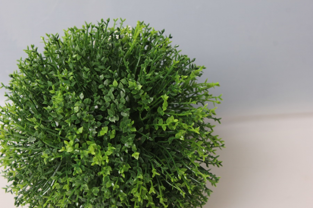 шар декоративный зеленый туя  d=15см