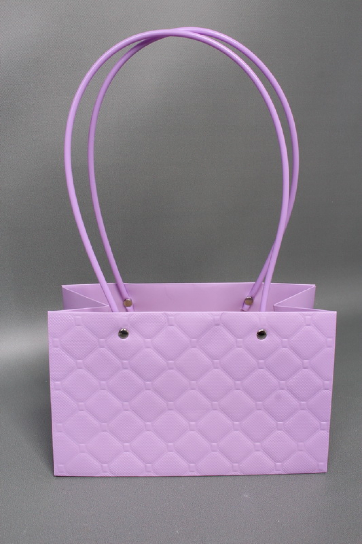 Сумка для ЦВЕТОВ (11) Тиснение клетка 22*13,5*10,5 ярко-сиреневый  М11   Цена за 1шт