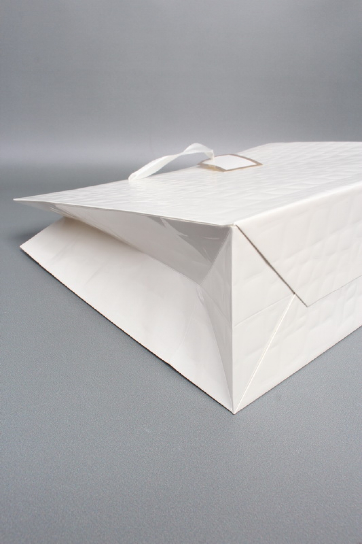 Сумка ЛЮКС белая кожа лак 40*30*12  L197