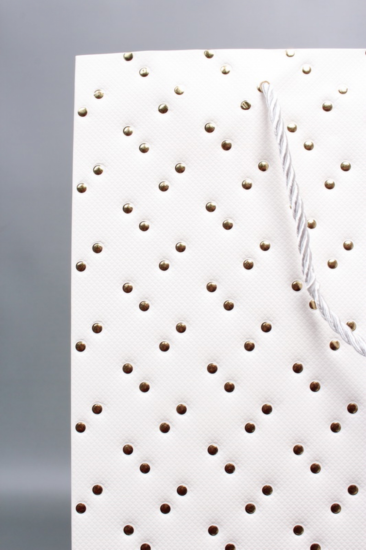 Сумка ЛЮКС Кнопки металл 31*42*12 белый  L1993